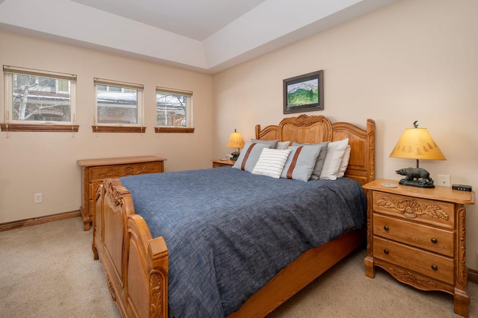 Bed, Day, Bedroom, furniture