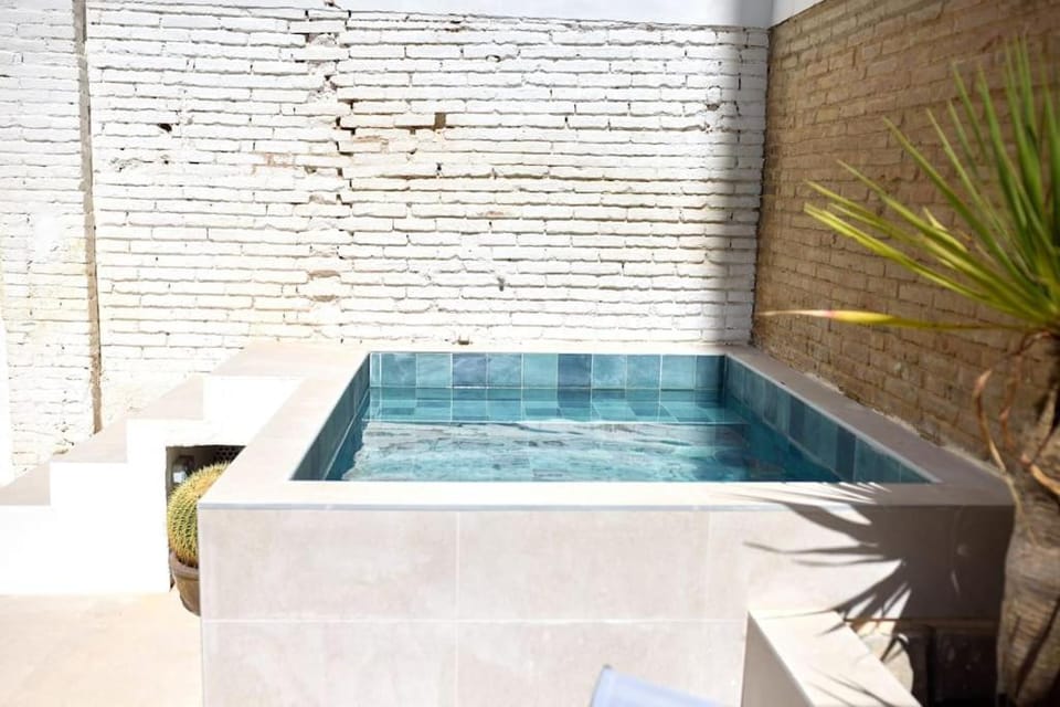 PR27 Apartment in Valencia