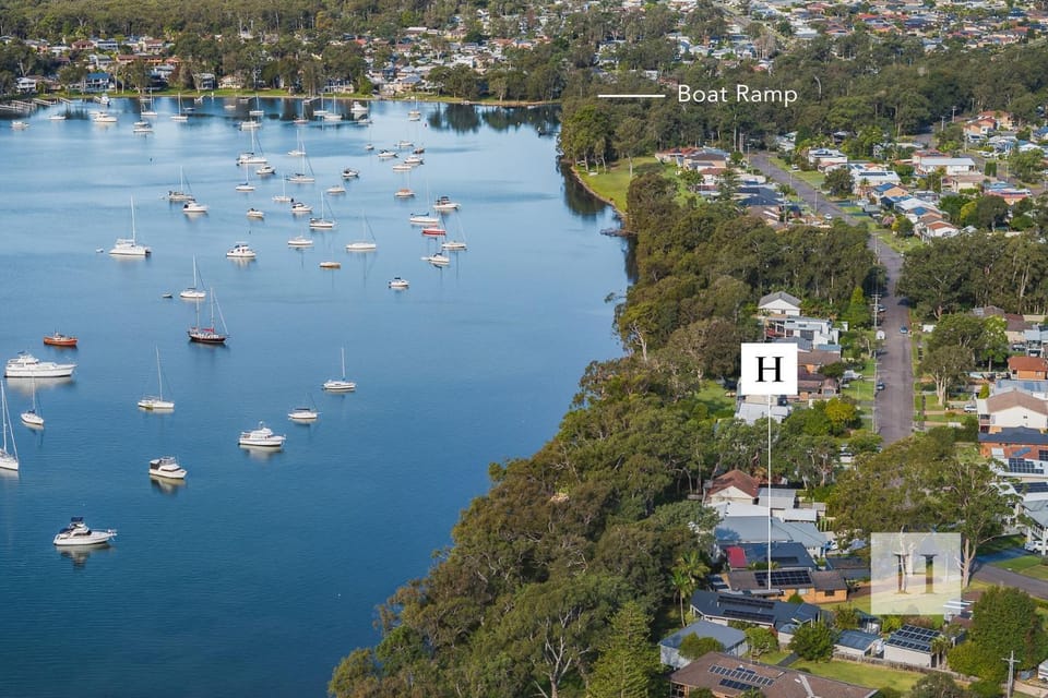 Kullaroo Lakehouse House in Lake Macquarie