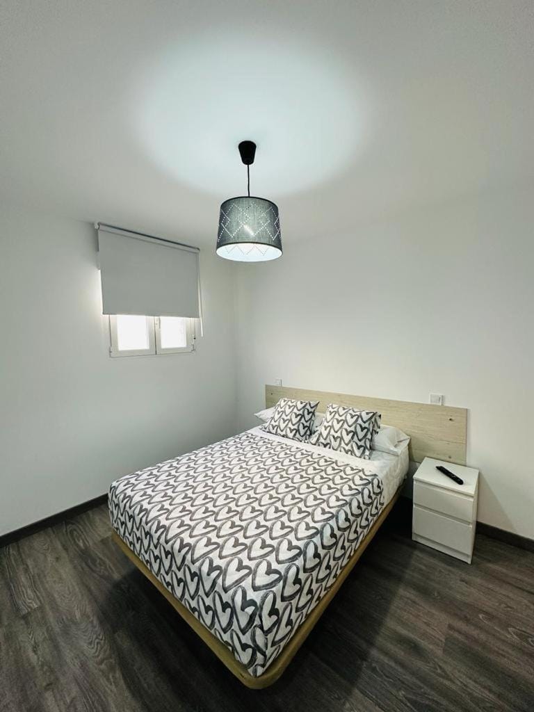 HOSPEDAJE NUEVA NUMANCIA Bed and Breakfast in Madrid
