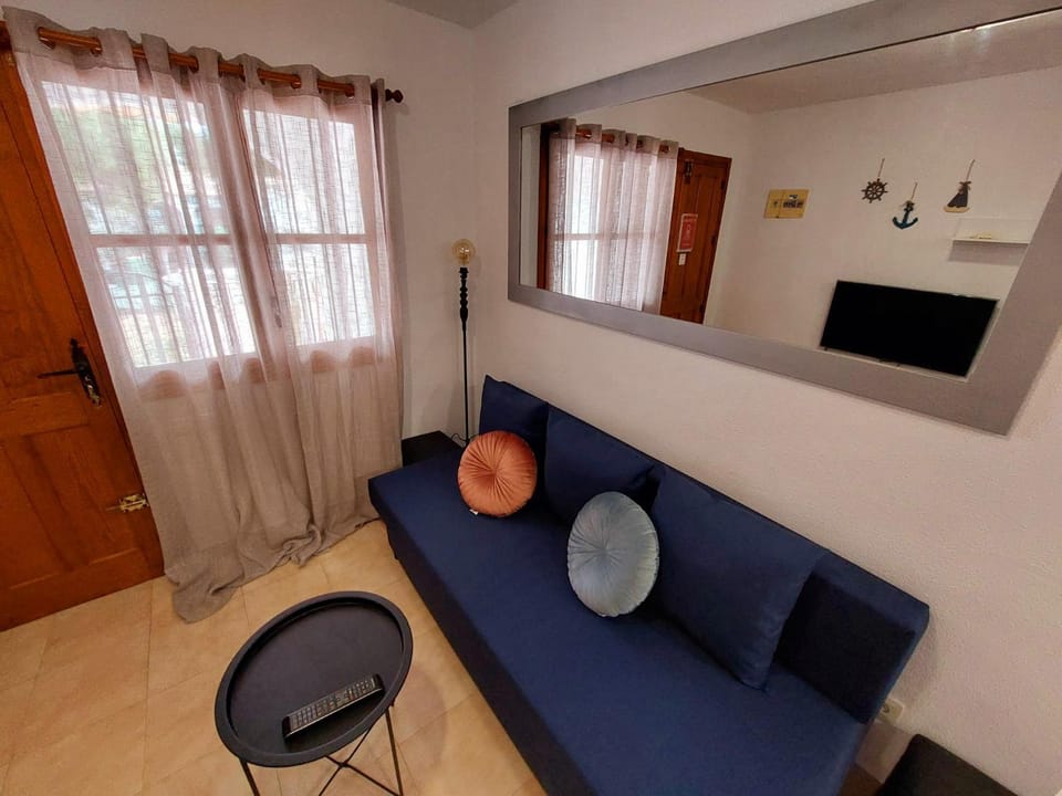 Apartament Casa del Gato Rojo , communal swimming pool , terrace with barbecue Apartment in Vega Baja del Segura