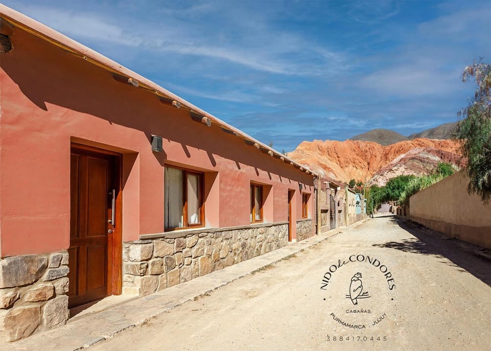 Property building, Day, Property logo or sign, Natural landscape, Mountain view, Street view