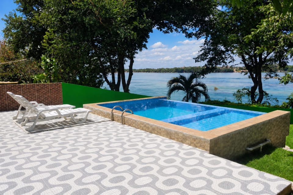 Day, Natural landscape, Pool view, River view, Swimming pool, sunbed