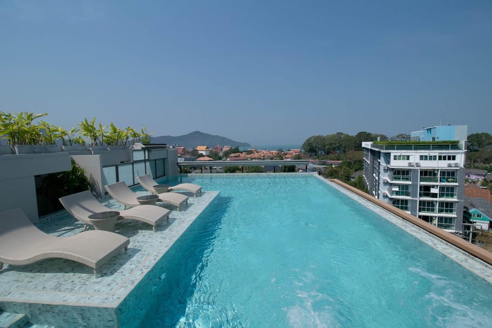 Property building, Day, Natural landscape, View (from property/room), Balcony/Terrace, Pool view, Swimming pool