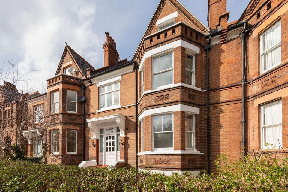 Victorian Functional Accommodation 5Min Walk From Tufnell Park Apartment in London Borough of Islington