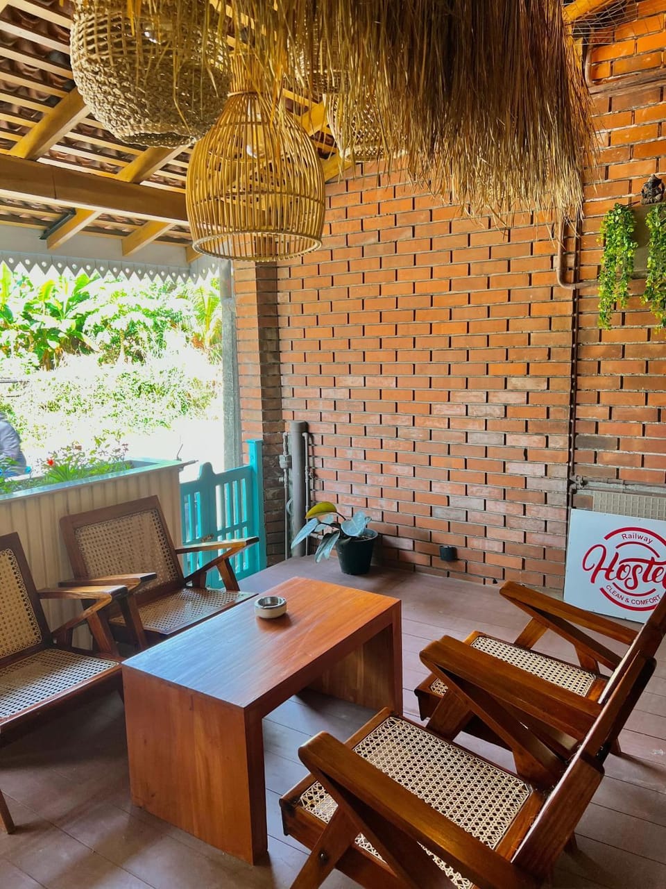 Railway Hostel Apartment in Southern Province