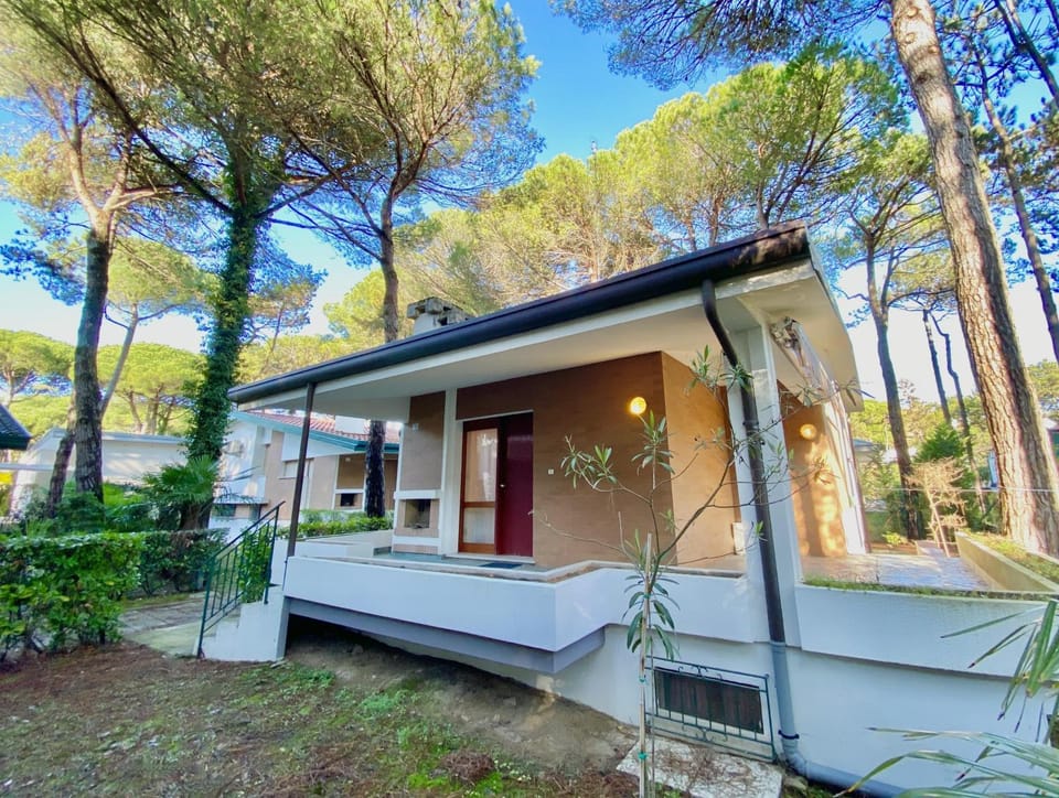 Property building, Garden