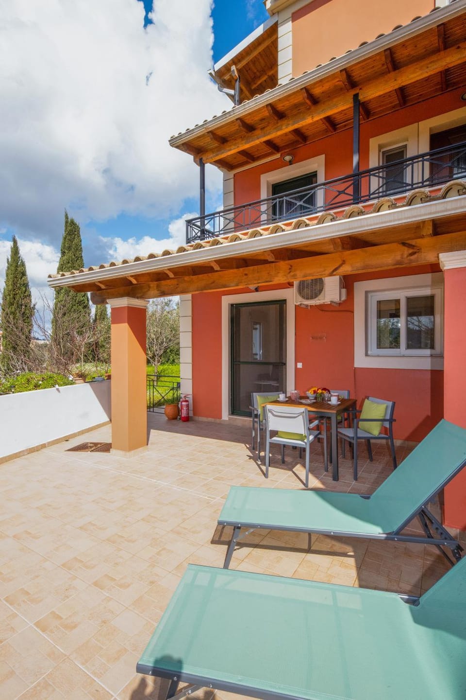 Patio, Balcony/Terrace