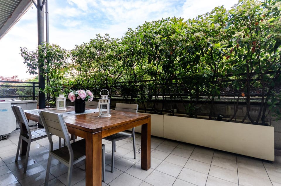 Garden, View (from property/room), Balcony/Terrace, Dining area, Garden view