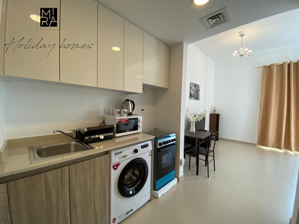 minibar, kitchen