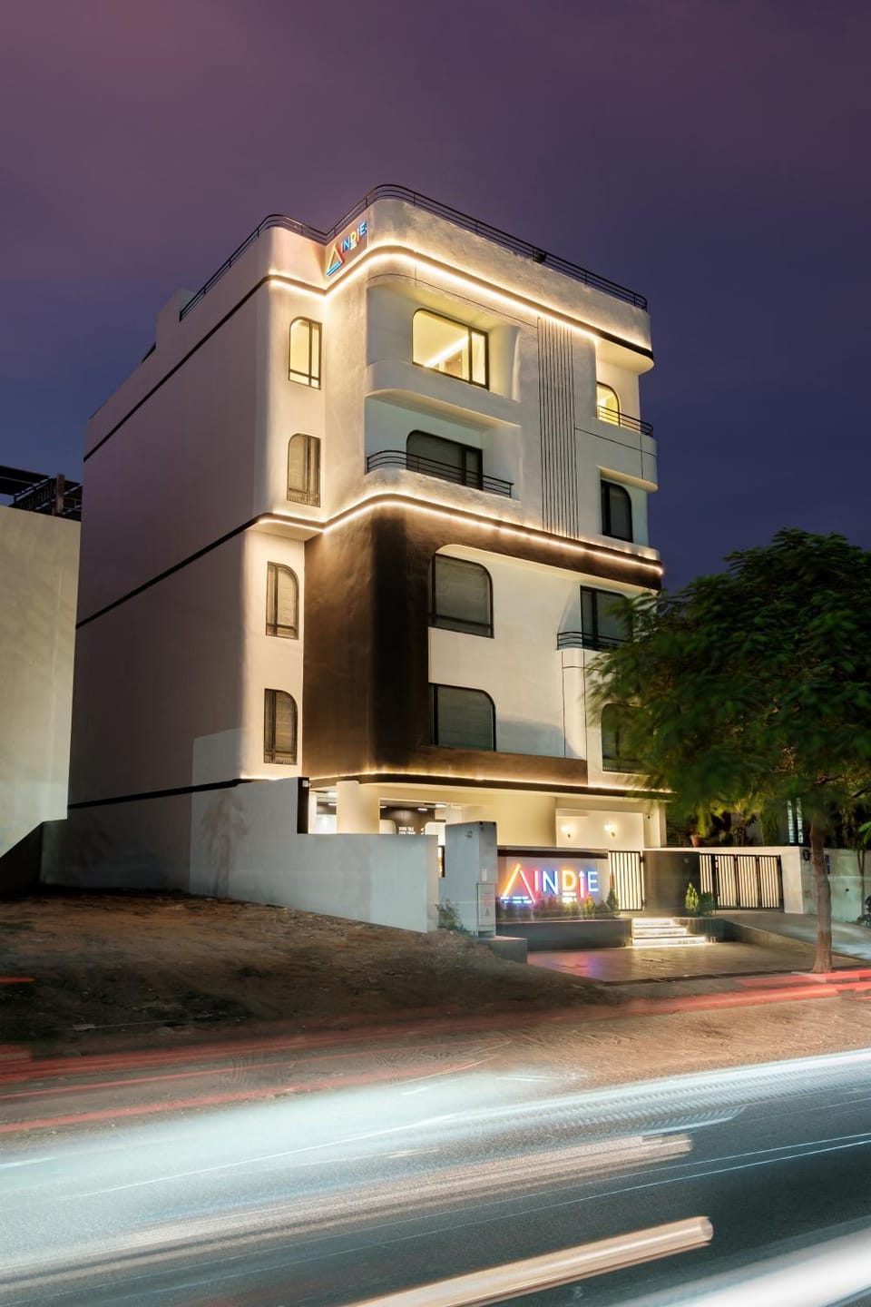 Property building, Facade/entrance, Night