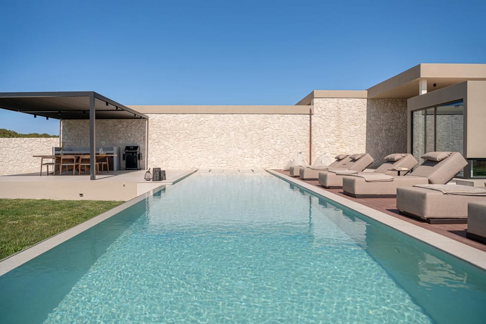 BBQ facilities, Swimming pool, Swimming pool