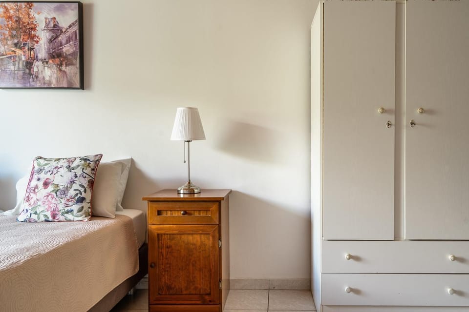 Living room, Bedroom