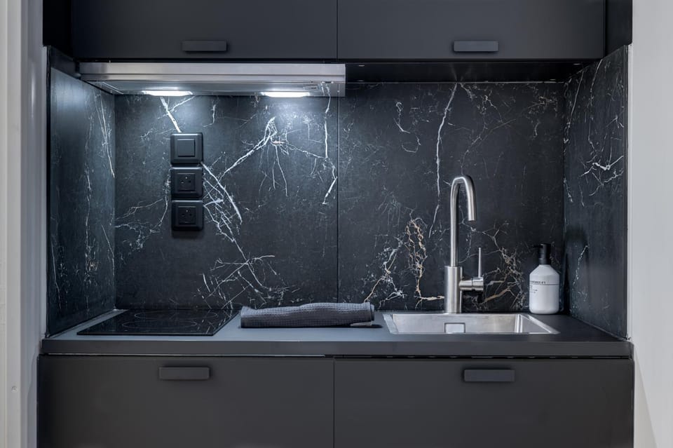 Kitchen or kitchenette, stove, kitchen, kitchen
