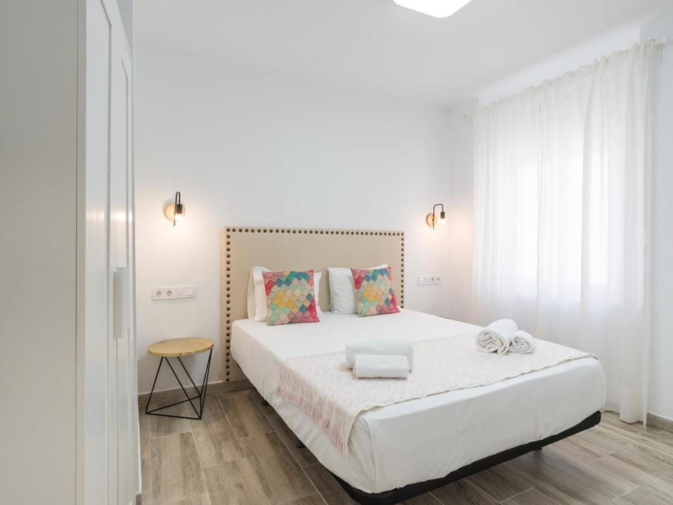 Preciosa Casa Terraza Privada 2hab 2baños AC Apartment in Malaga
