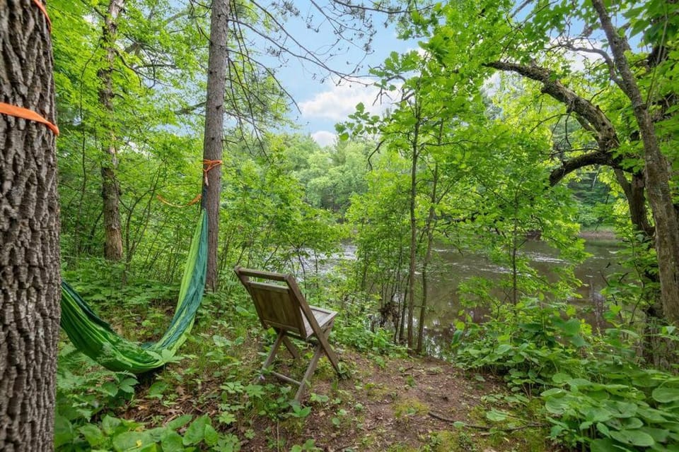 Wilderness Meadows House in Wisconsin