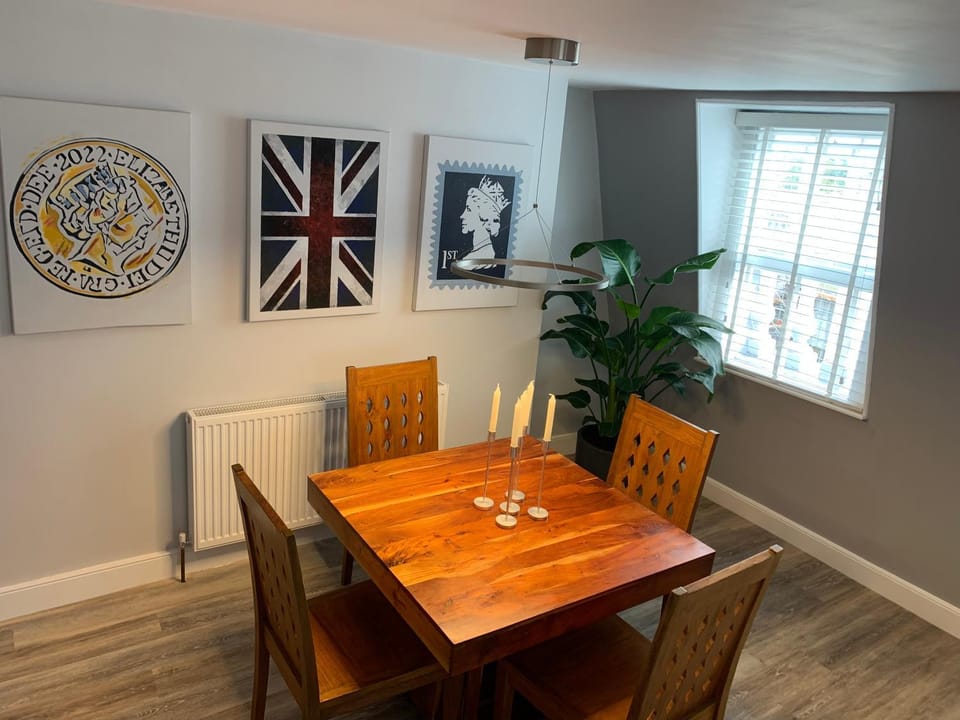 Plymouth city centre apartment near Theatre Royal Apartment in Plymouth