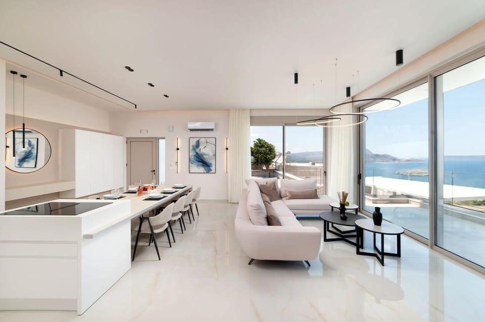 Kitchen or kitchenette, Living room, Dining area, Sea view