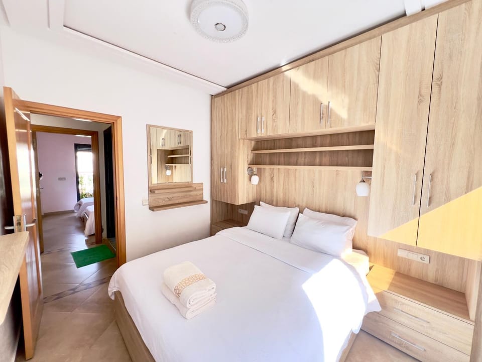 Bed, Bedroom, wardrobe
