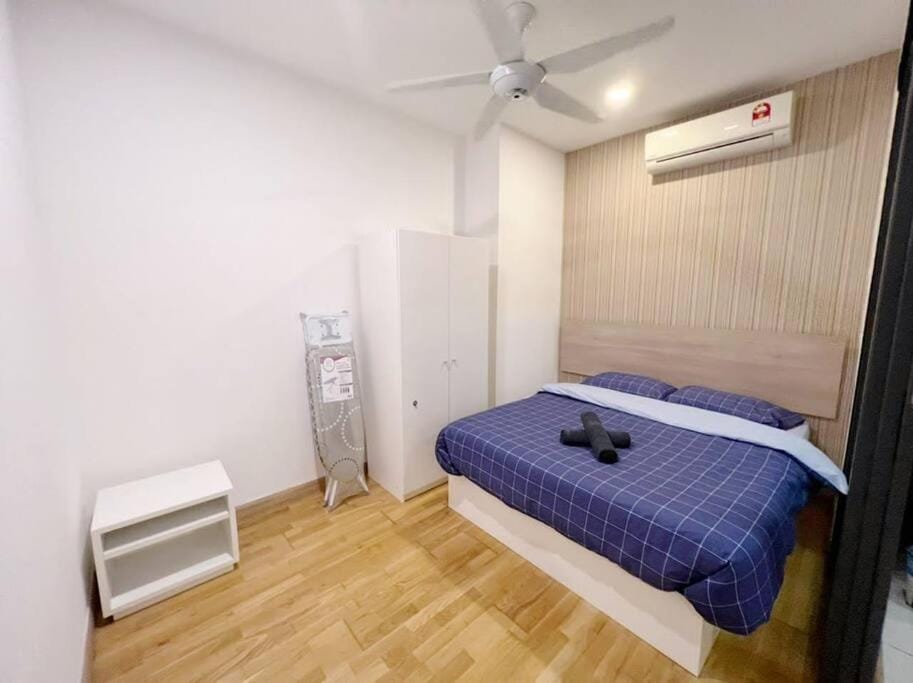 [Promo] Connected Train 2 Bedroom (ABOVE MALL) 28 Apartment in Petaling Jaya