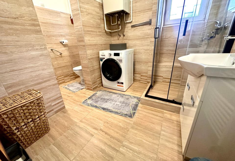 Central Sarajevo Apartment with Terrace & Free Parking Apartment in Sarajevo