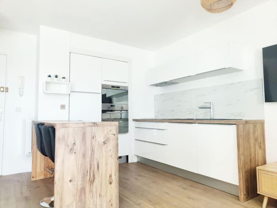 Beau duplex familial avec jardin clôturé Apartment in Canton of Geneva