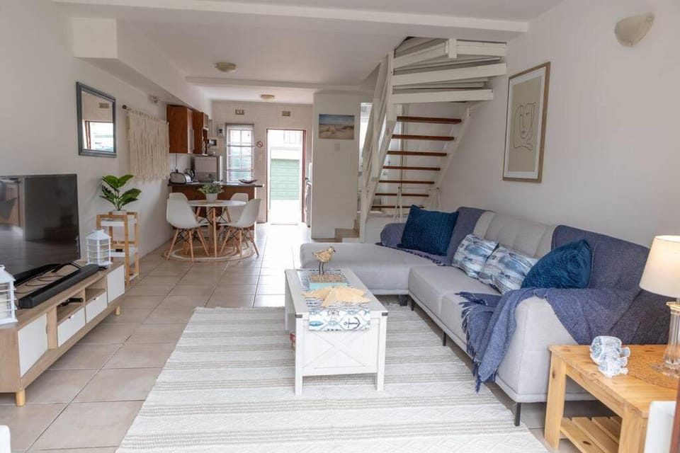 Beachfront Accommodation Apartment in Port Alfred
