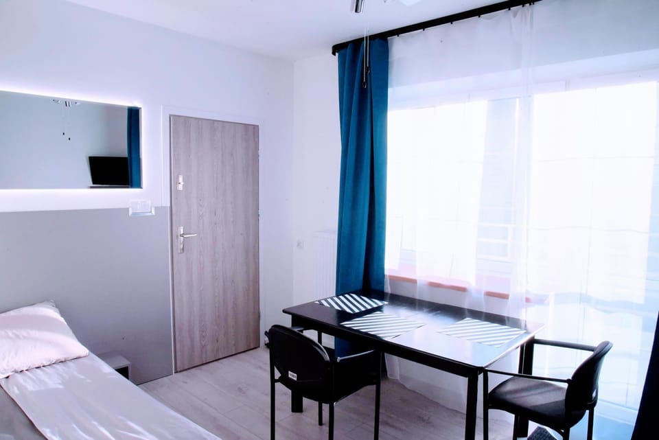 KOMFORT WILLA+ BIS Apartment hotel in Warsaw
