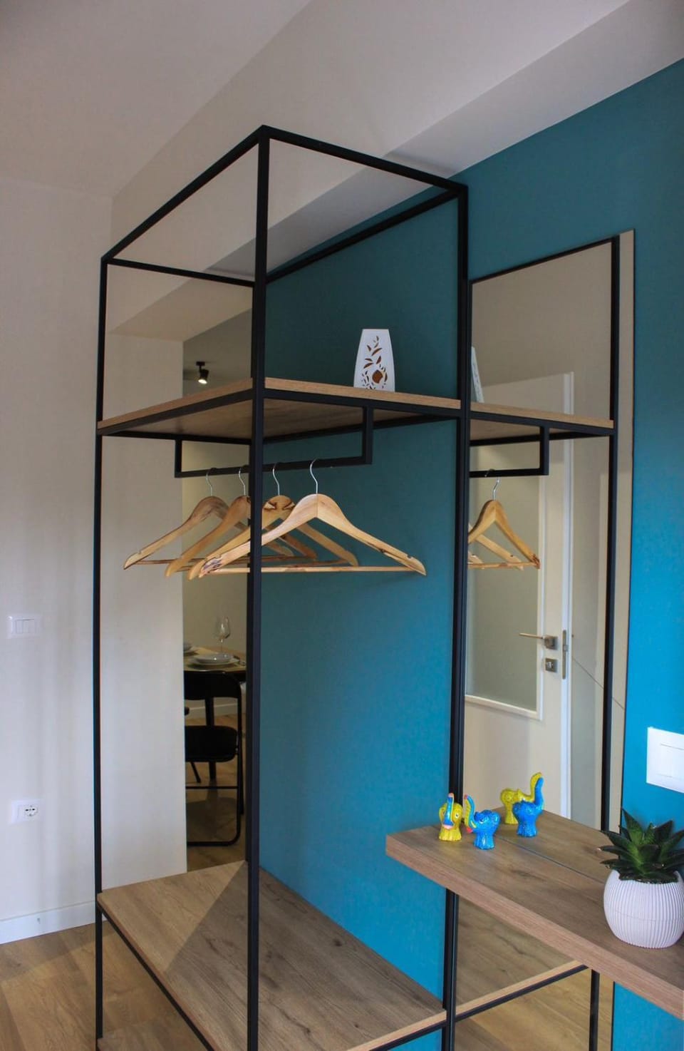 wardrobe