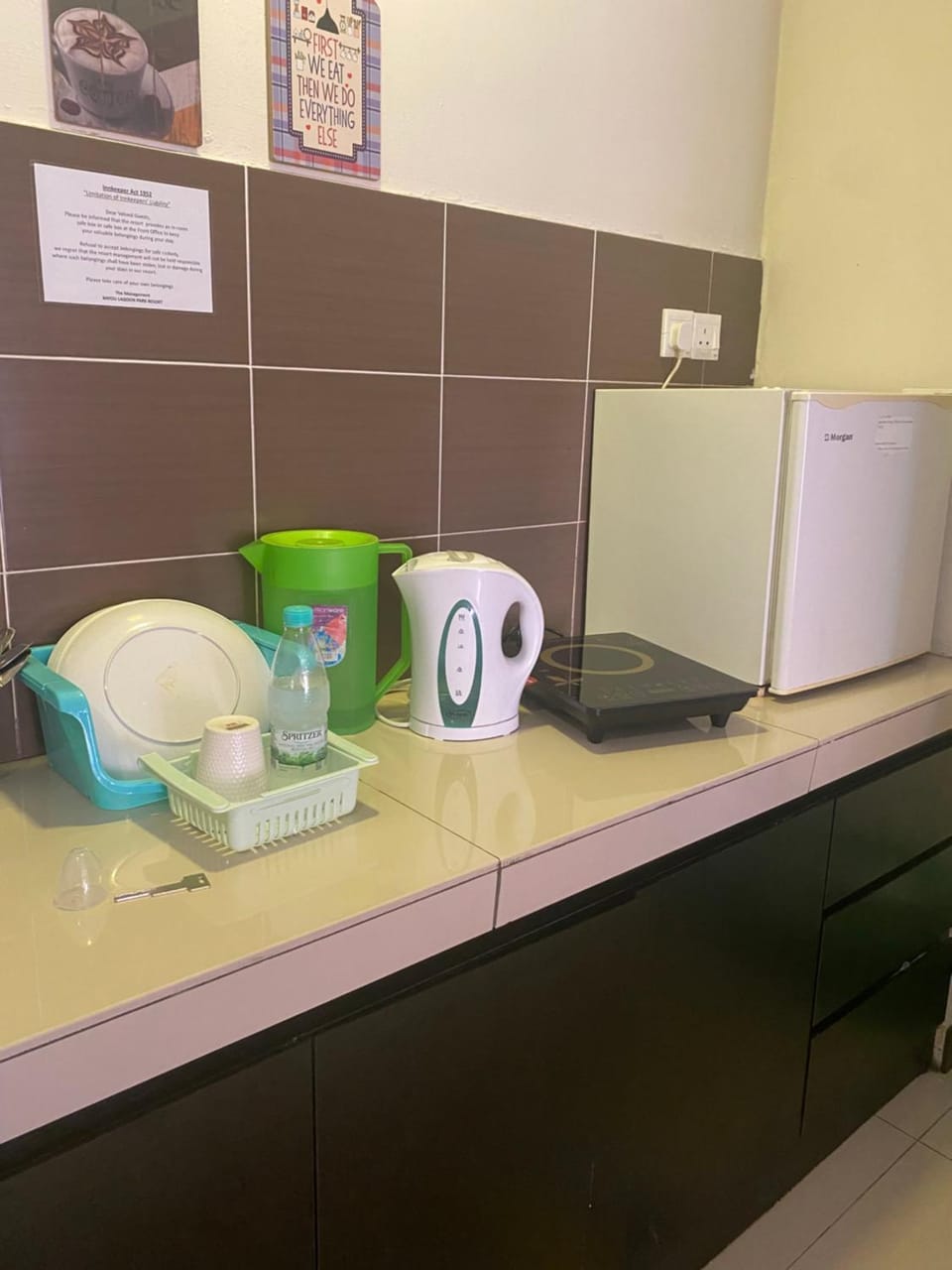Coffee/tea facilities