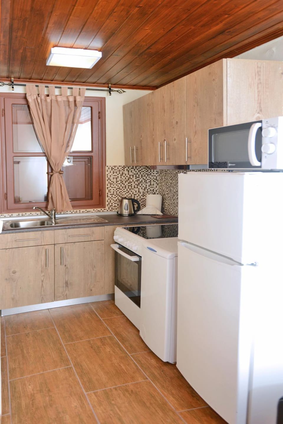 Kitchen or kitchenette, minibar, pet friendly, stove, toaster