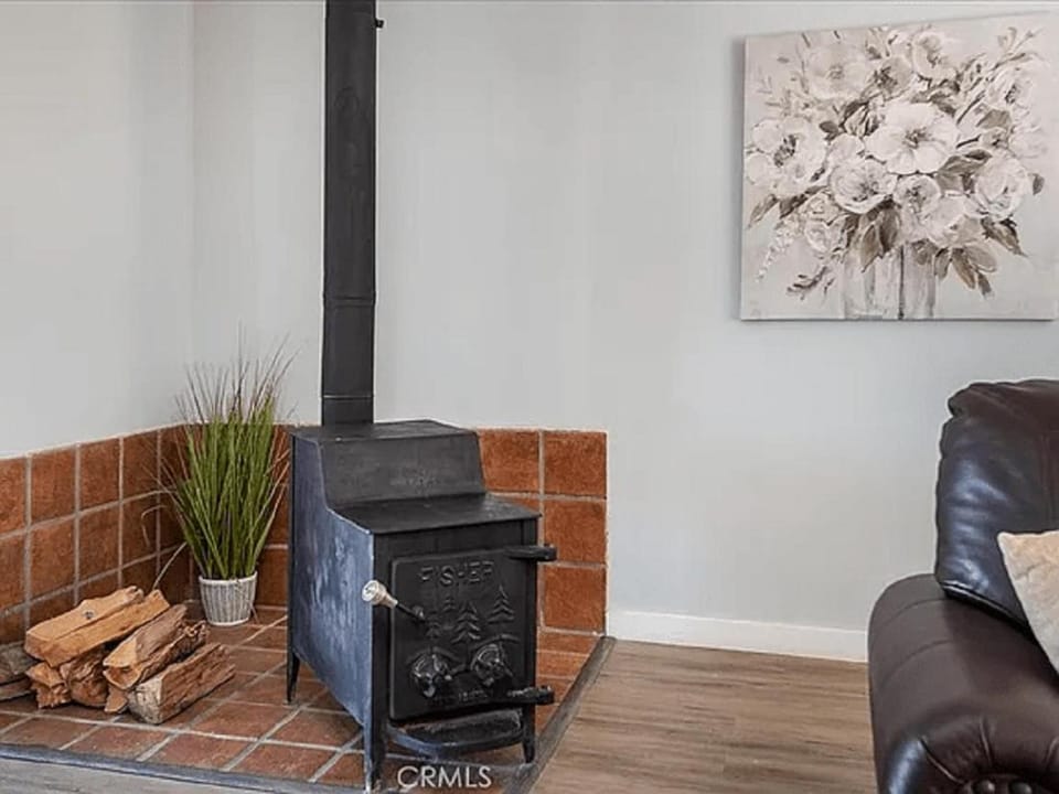 Sweet 2 bedroom house with perfect desert views! - Two-Bedroom House House in Southern California