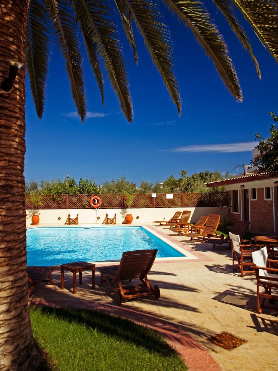 Swimming pool, Swimming pool