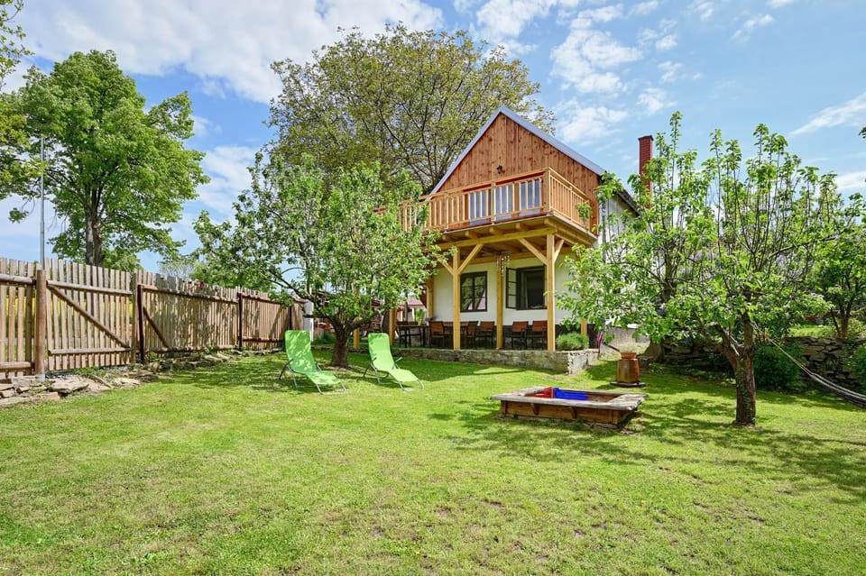 Property building, Garden