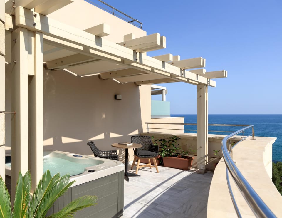 Hot Tub, Balcony/Terrace, Sea view