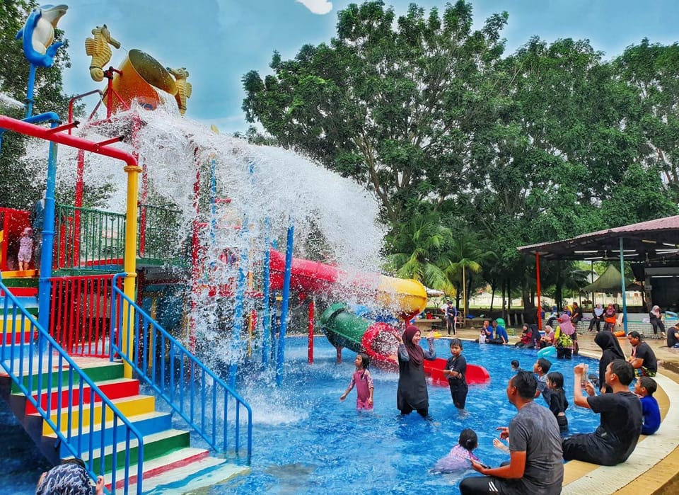 Wet Amusement Water Themepark Melaka Family Suite By YGM Apartment in Malacca