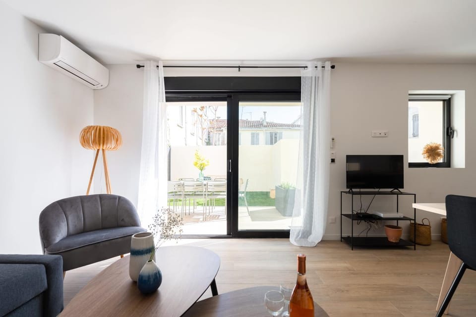 Garden view, Garden view
