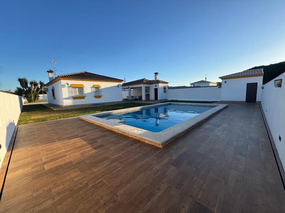 Orchard View Chalet in Chiclana de la Frontera