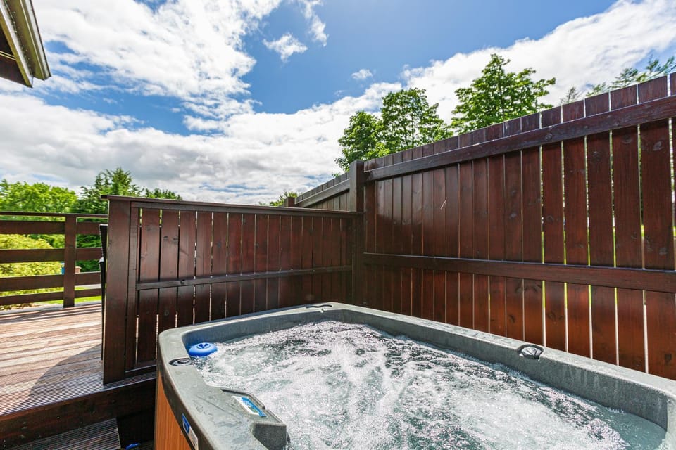 Natural landscape, Hot Tub