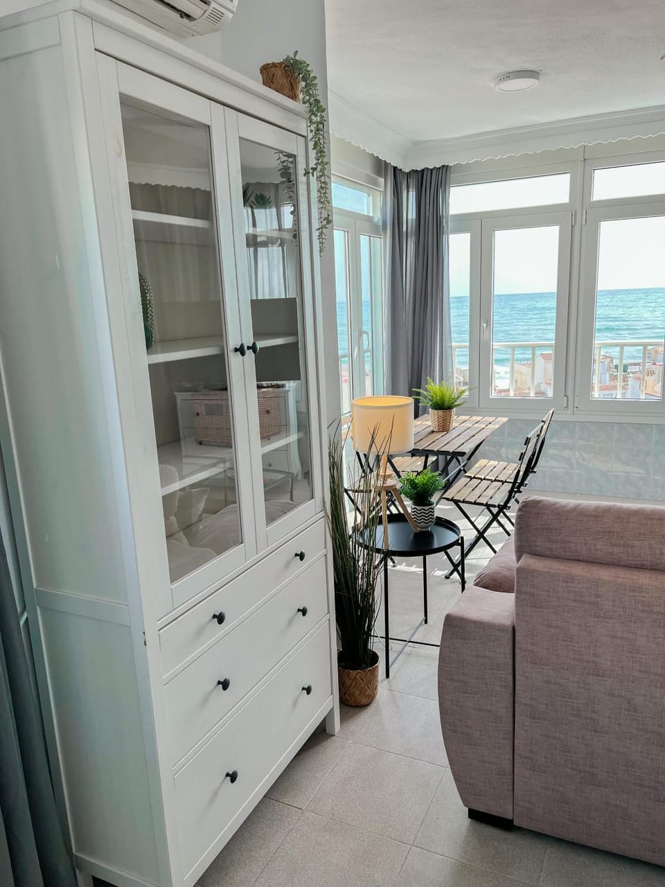 Dining area, Sea view