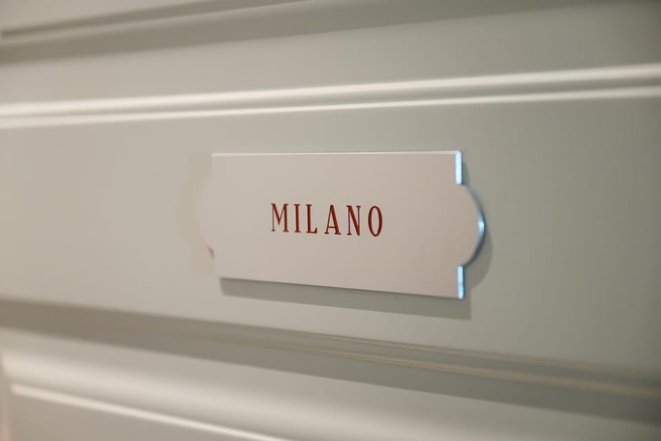 Property logo or sign