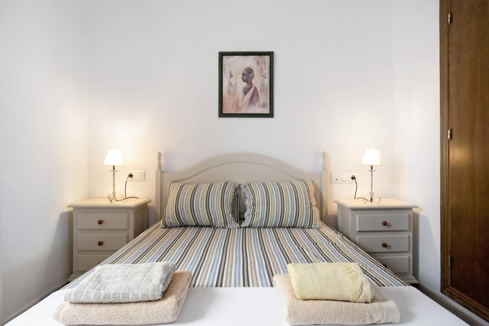 Living room, Bedroom