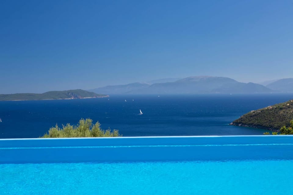 Sea view, Swimming pool