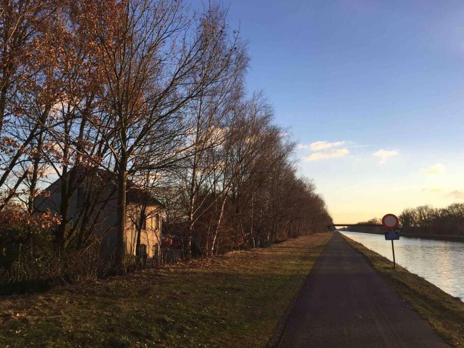 Casa Sandra Elisa - Herberg aan water Apartment in Limburg (province)