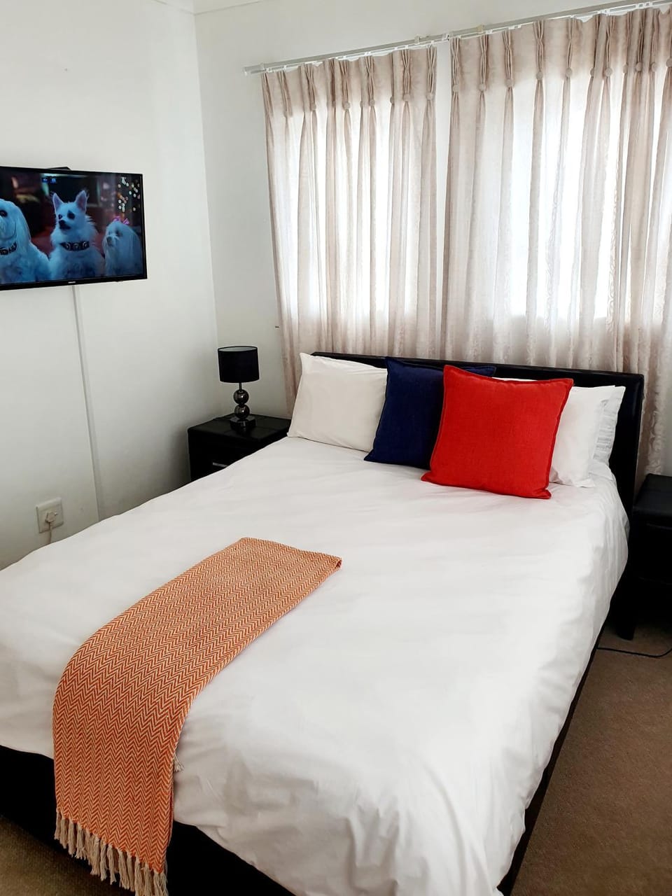 La Grace Executive Guesthouse Bed and Breakfast in Port Elizabeth