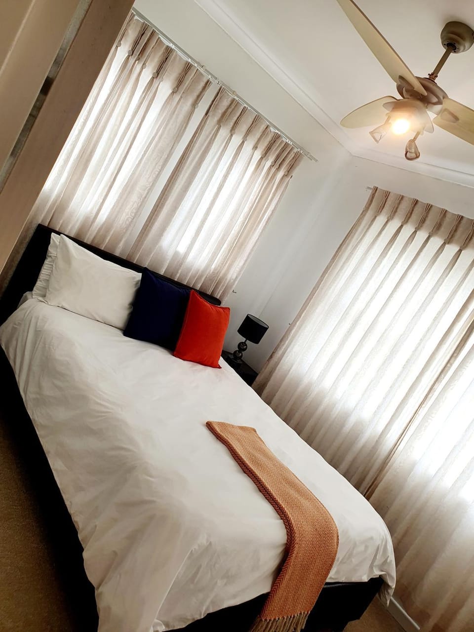 La Grace Executive Guesthouse Bed and Breakfast in Port Elizabeth