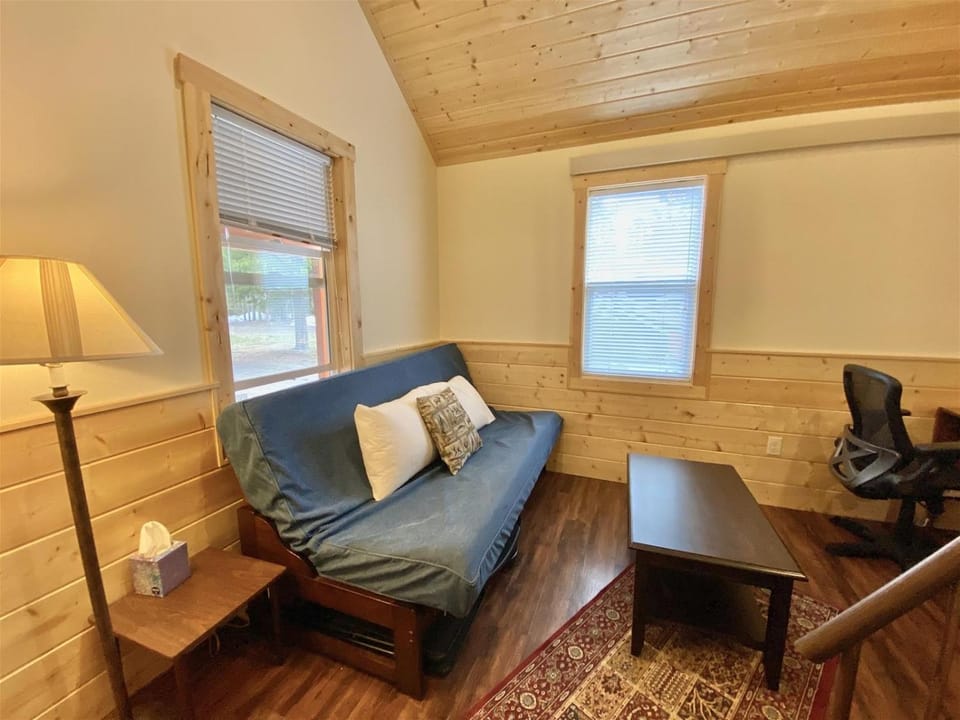 Forest View Cabin Cabin in West Yellowstone