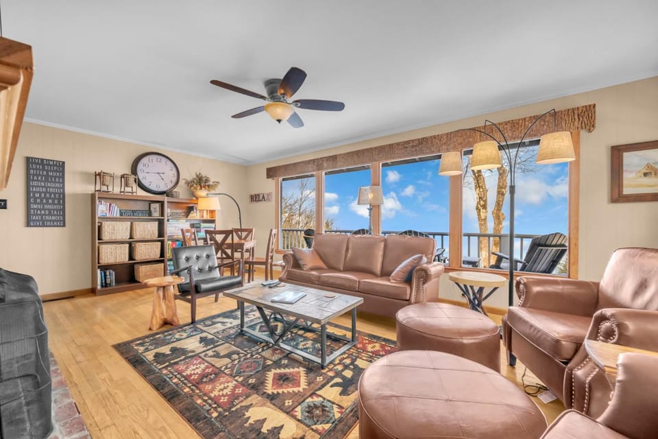 Aspen Overlook House in Watauga