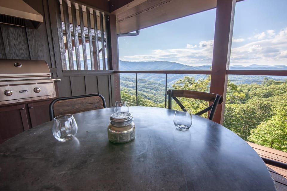 Blue Ridge Mtn Club Condo C-303 House in Watauga