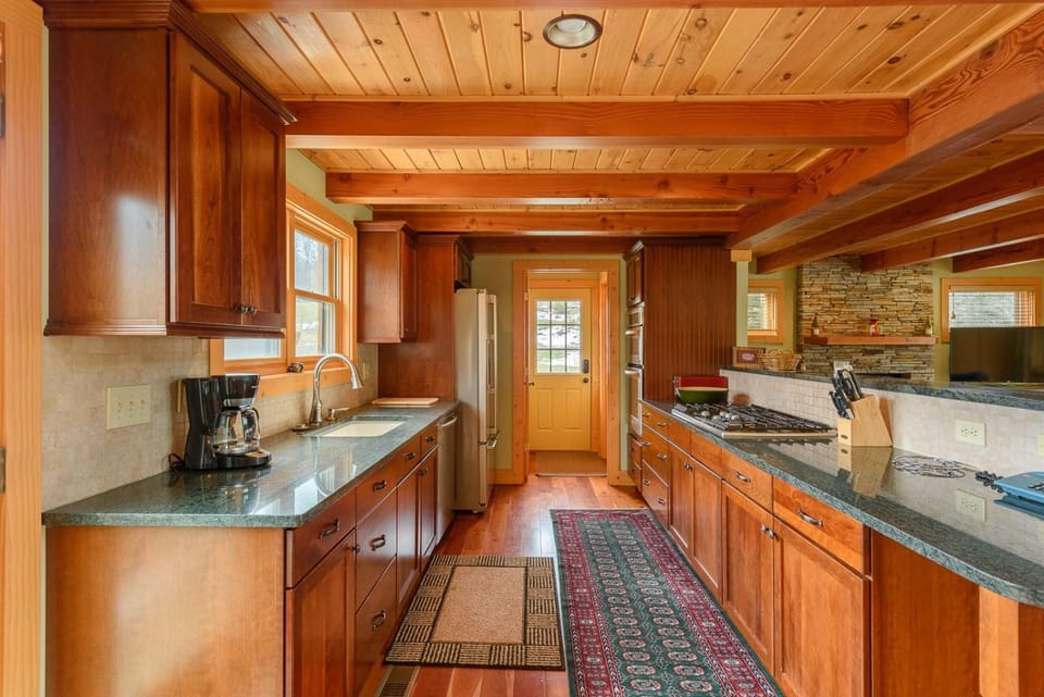 Camelot Lodge House in Watauga